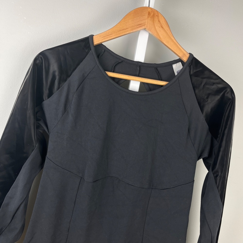 Victoria's Secret‎ VSX Shirt Top Womens L Black Long Sleeve Athletic Wear